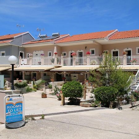 Santa Barbara Lakis Apartments Perivólion 外观 照片