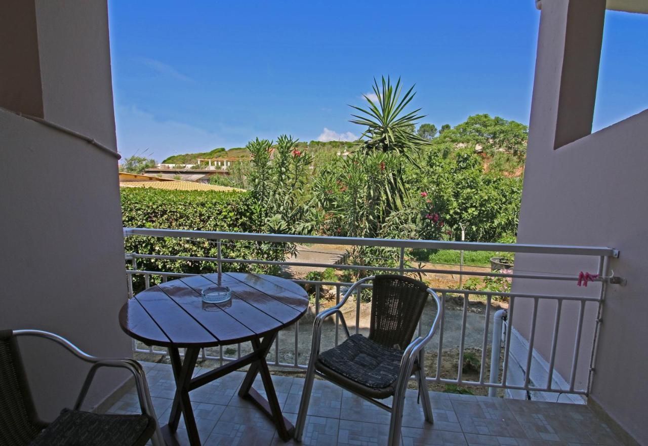 Santa Barbara Lakis Apartments Perivólion 外观 照片