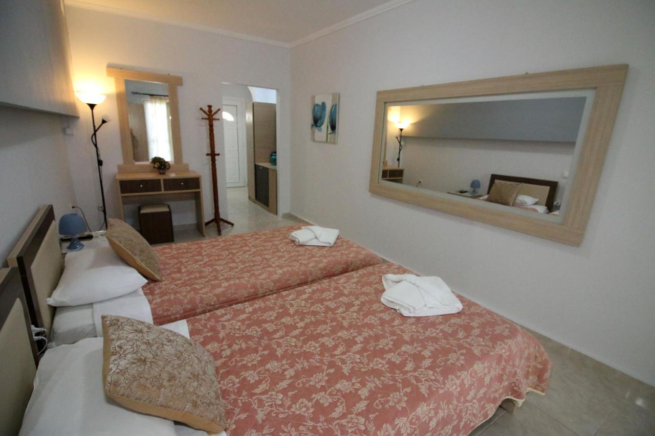 Santa Barbara Lakis Apartments Perivólion 外观 照片