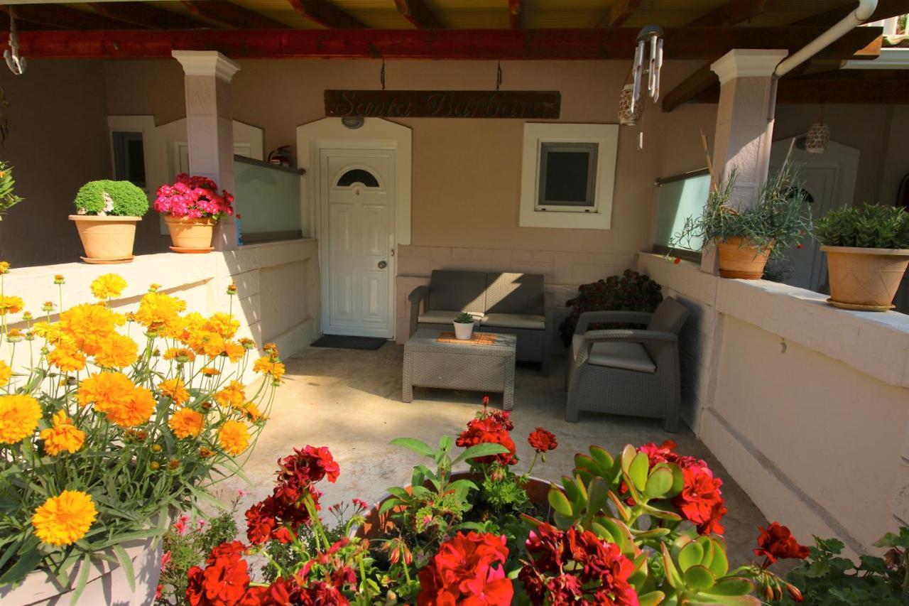 Santa Barbara Lakis Apartments Perivólion 外观 照片
